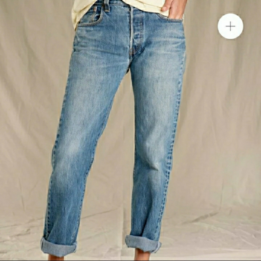 VTG Levi's red tab 501 button fly jeans